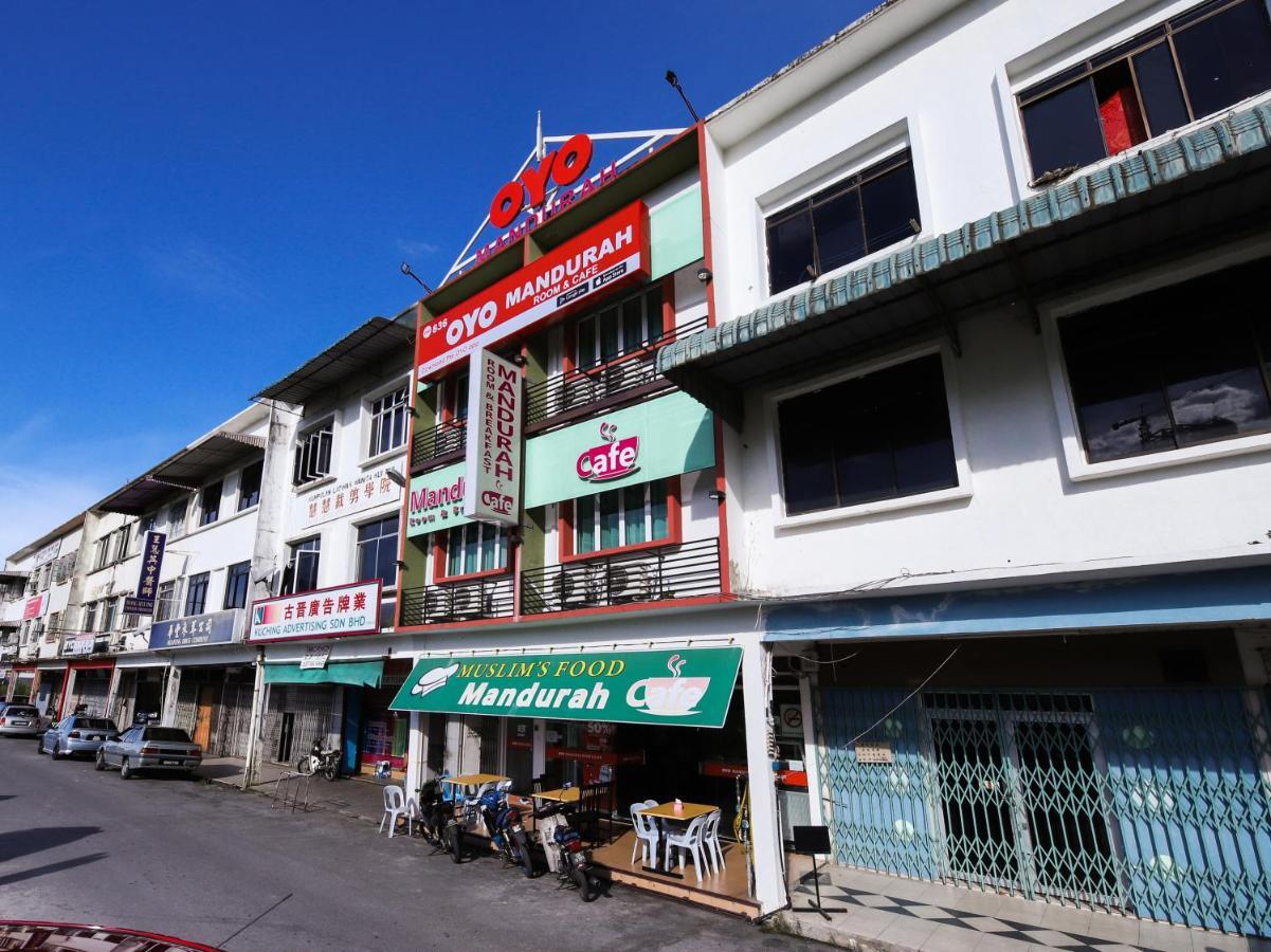 OYO 836 Mandurah Room&Cafe Kuching Exterior foto