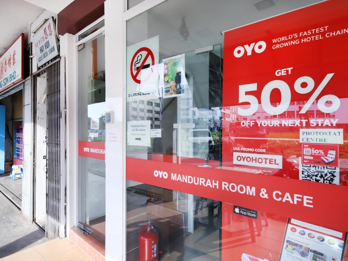 OYO 836 Mandurah Room&Cafe Kuching Exterior foto