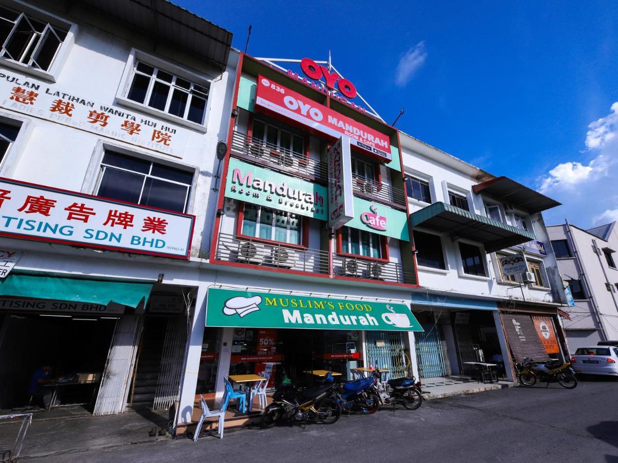OYO 836 Mandurah Room&Cafe Kuching Exterior foto